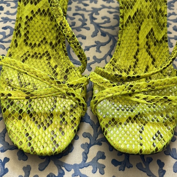 Green snakeskin sandal sling back heels. - Picture 3 of 7